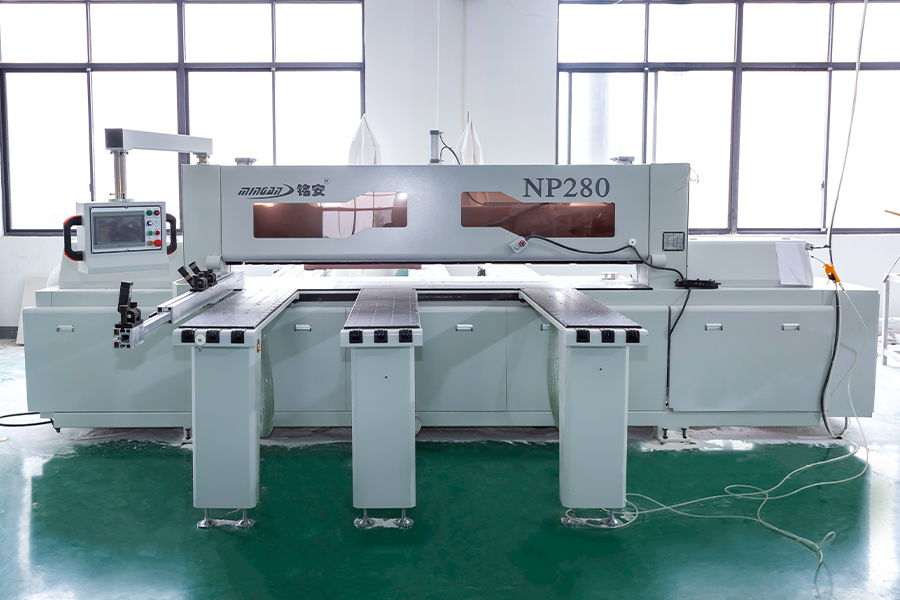 Обладнання